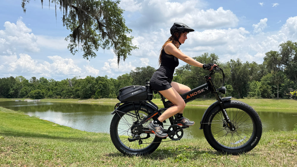 Summer E-Bike Commuting Safety Guide: How to Ride Smarter with andskyebike